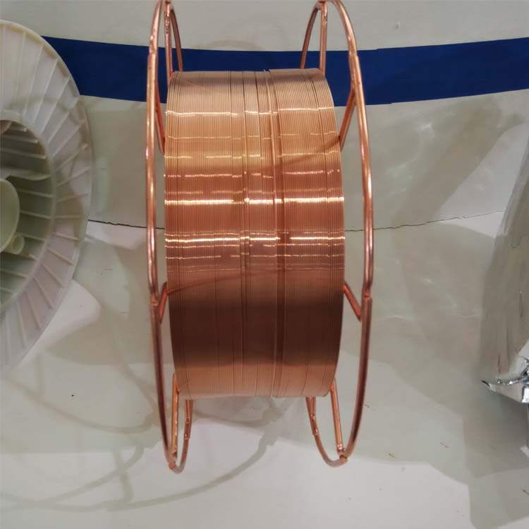 What material thicknesses can a MIG machine weld in a single pass?